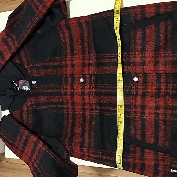 New Vince Camuto red and black plaid wool coat - Picture 14 of 16